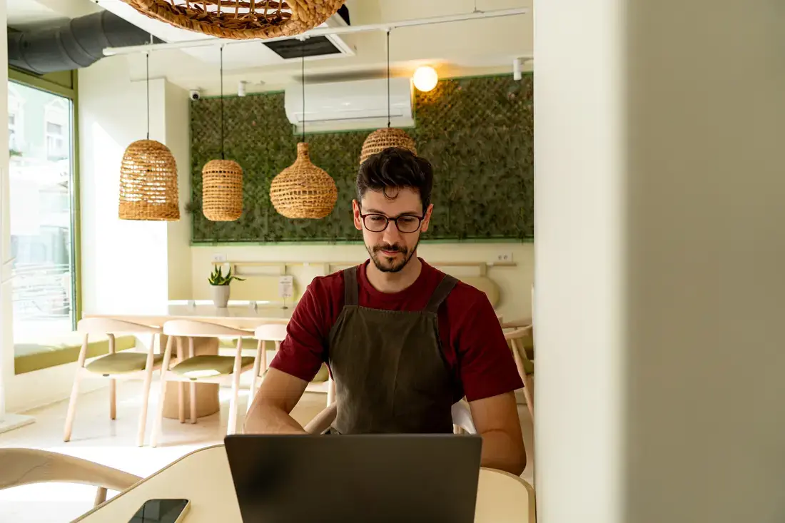 6 Best Restaurant CRM Tools With Email Marketing (2026)