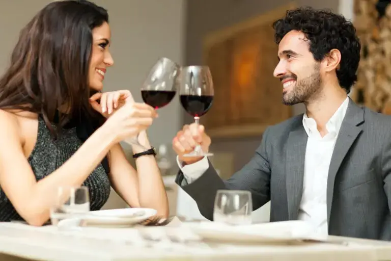 Singapore Restaurant Marketing Guide: 5 Customer Profiles Revealed