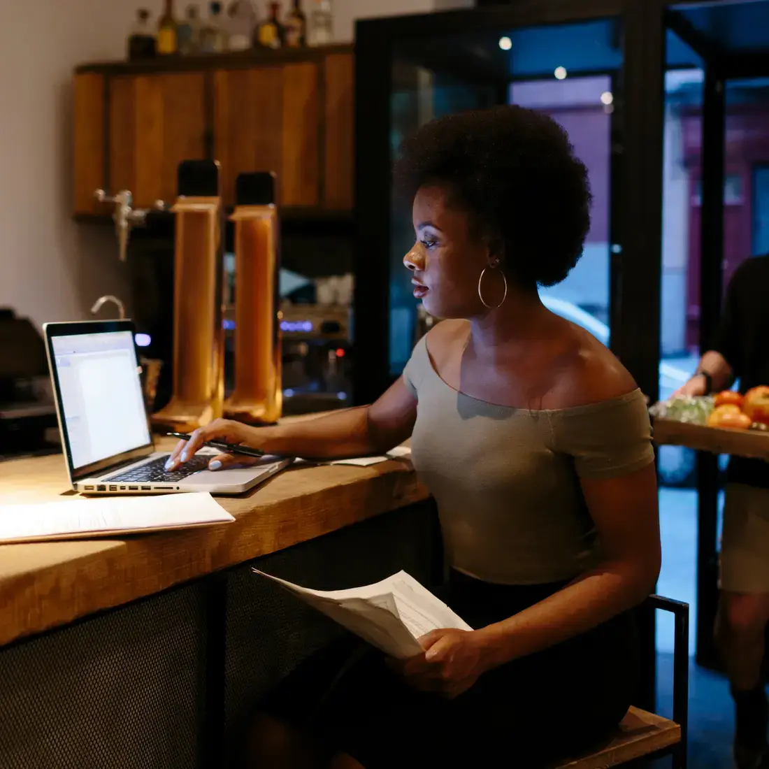 Restaurant business intelligence that serves value